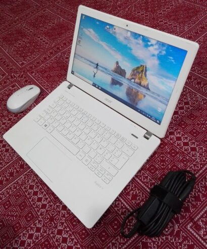 Acer i5 Pro Slime Disc 180 Go SSD Ram 8 Go