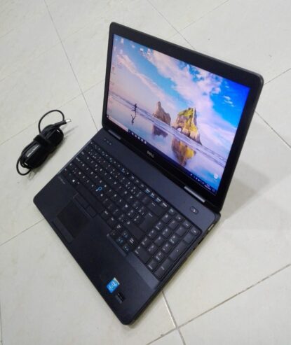Dell i5 Professionnel Disc 180 Go SSD Ram 8 Go