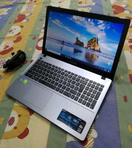 Asus i5 Double Ram 8 Go Disc Dur 128 Go SSD