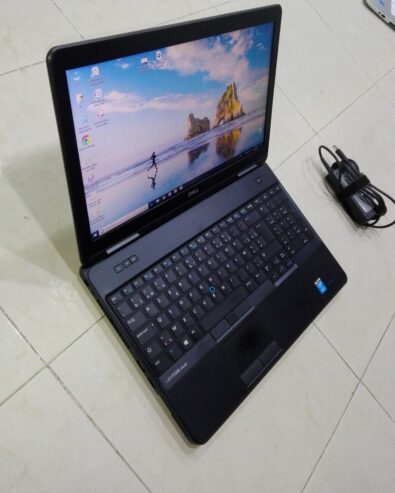 Dell i5 Professionnel Disc 180 Go SSD Ram 8 Go
