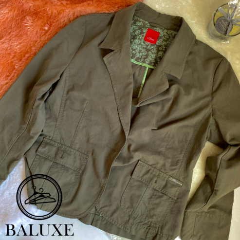 Veste ???? en vert militaire de très bonne qualité ✅ pour femmes ????‍♀️