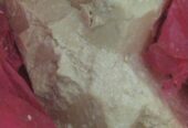 Buerre de karité, buerre de cacao disponible en gros et en détails,ils sont bio cosmétiques et est naturel et brut,ils sont utilisés pour les cheveux,le corps et la peau,le meilleur a votre service