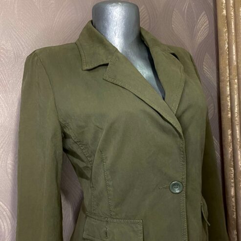 Veste ???? en vert militaire de très bonne qualité ✅ pour femmes ????‍♀️