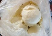 Buerre de karité, buerre de cacao disponible en gros et en détails,ils sont bio cosmétiques et est naturel et brut,ils sont utilisés pour les cheveux,le corps et la peau,le meilleur a votre service