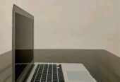MacBook Air Ram 8 disc 128 SSD 2015