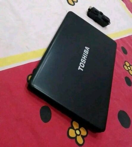 Toshiba i5 Professionnel Ram 8 disc 750 Go